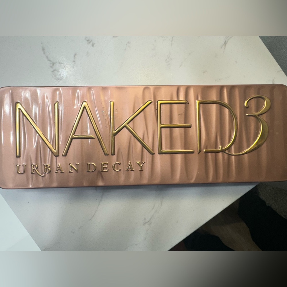 Naked 3 Eyeshadow Palette